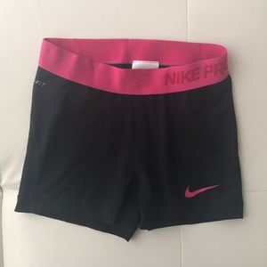 Nike Pro Dry Fit Short with pink detail